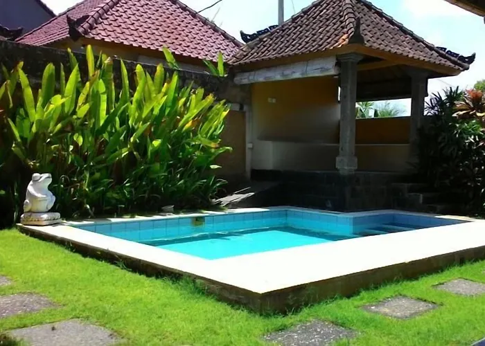 ホリデーパーク Bali Japan Village 2*
