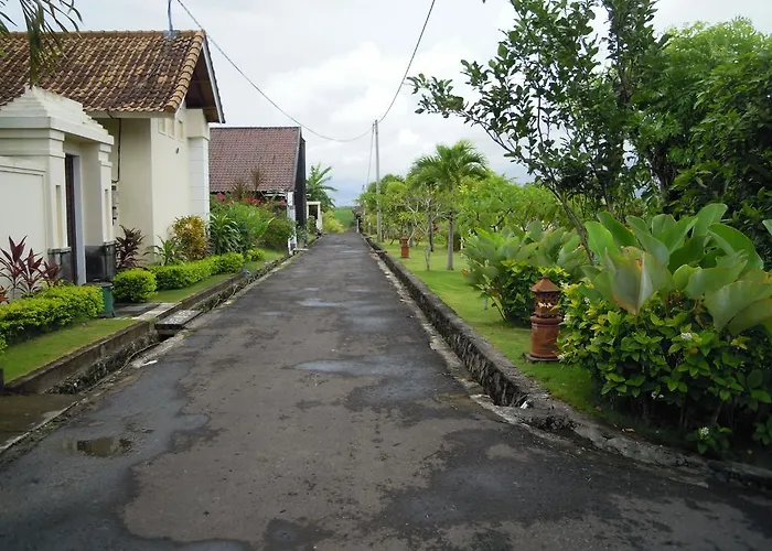 Bali Japan Village ホリデーパーク Selemadeg