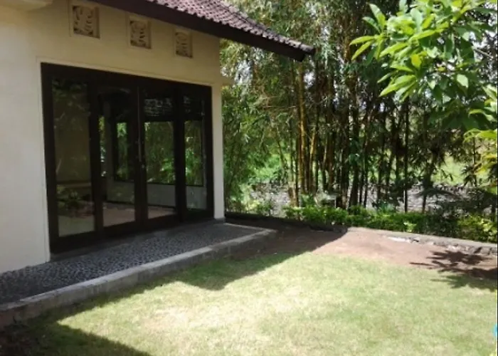 Bali Japan Village 2* Selemadeg